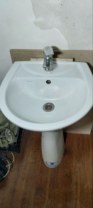 Раковина Днепро керамика