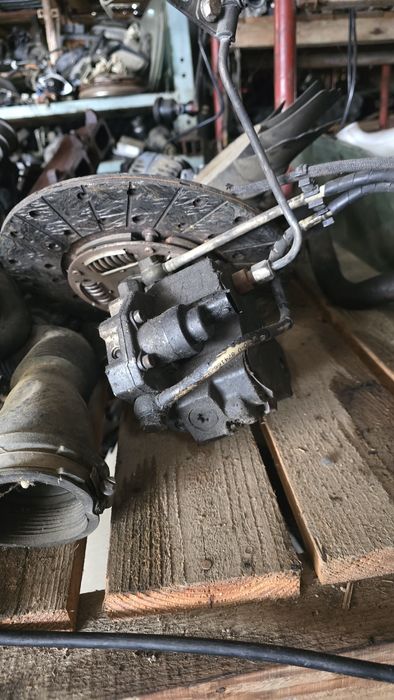 Pompa inalte , injectoare , rampa injectoare  volanta iveco daily