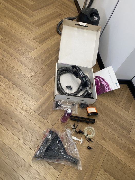 Продам пылесос Аура Робоклин (Aura Roboclean).