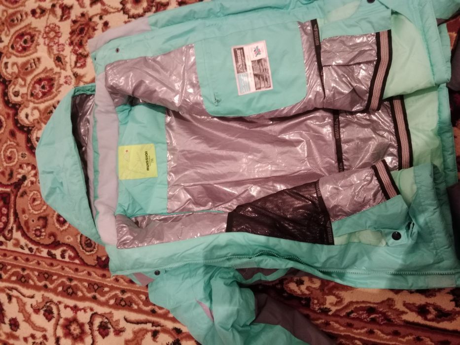 Горнолыжный костюи