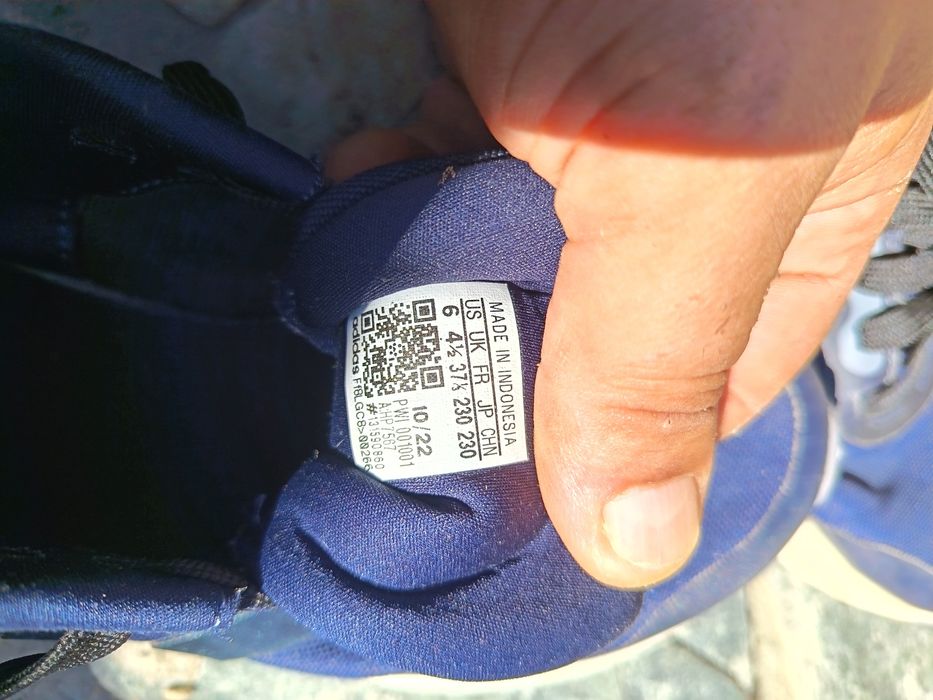 Adidasi sport originali