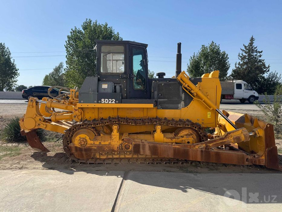 Buldozer Shantui