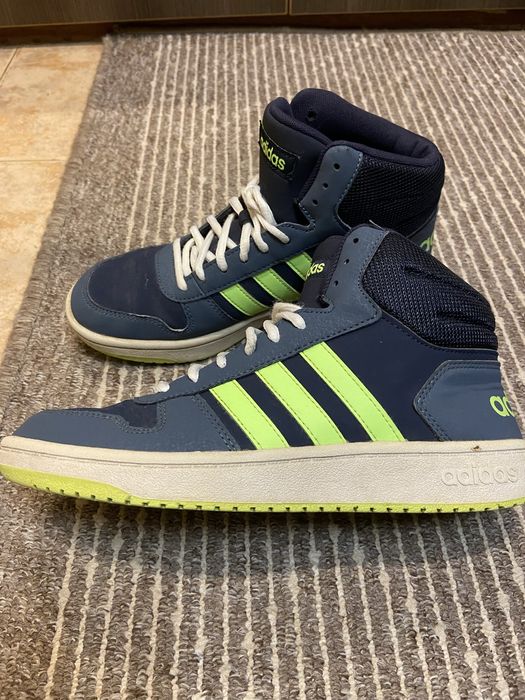 Продавам кецове “Adidas”