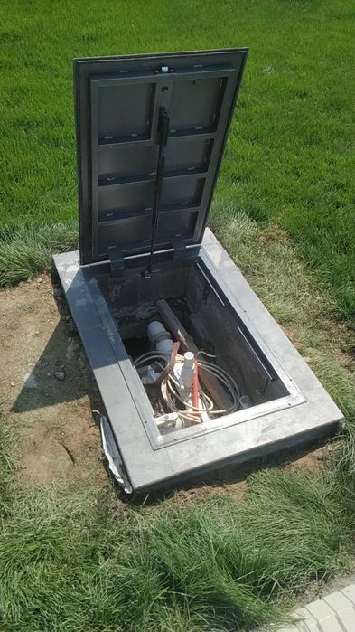 Напольный люк