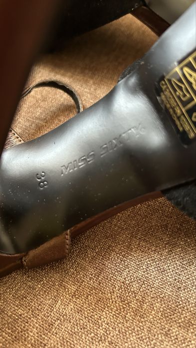 Високи токове Miss Sixty