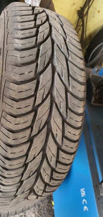 Гуми 2бр 185/60/14 - 1бр- 55лв