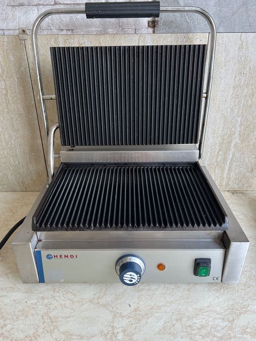 Grill contact profesional Panini-Hendi