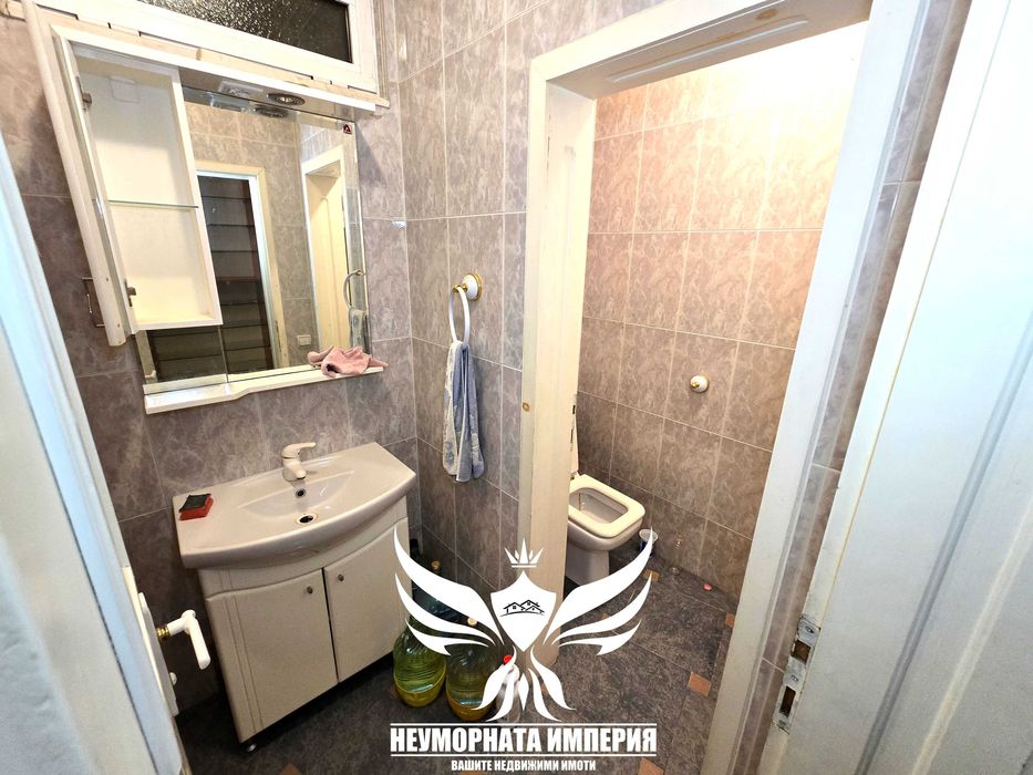 Продава се Къща в Асеновград - 370 кв.м за 1228 €/кв.м - Снимка #10