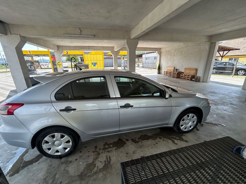 Mitsubishi Lancer Achizitionata de la Tiriiac Auto