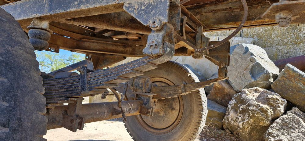 Remorca tractor pentru greutate