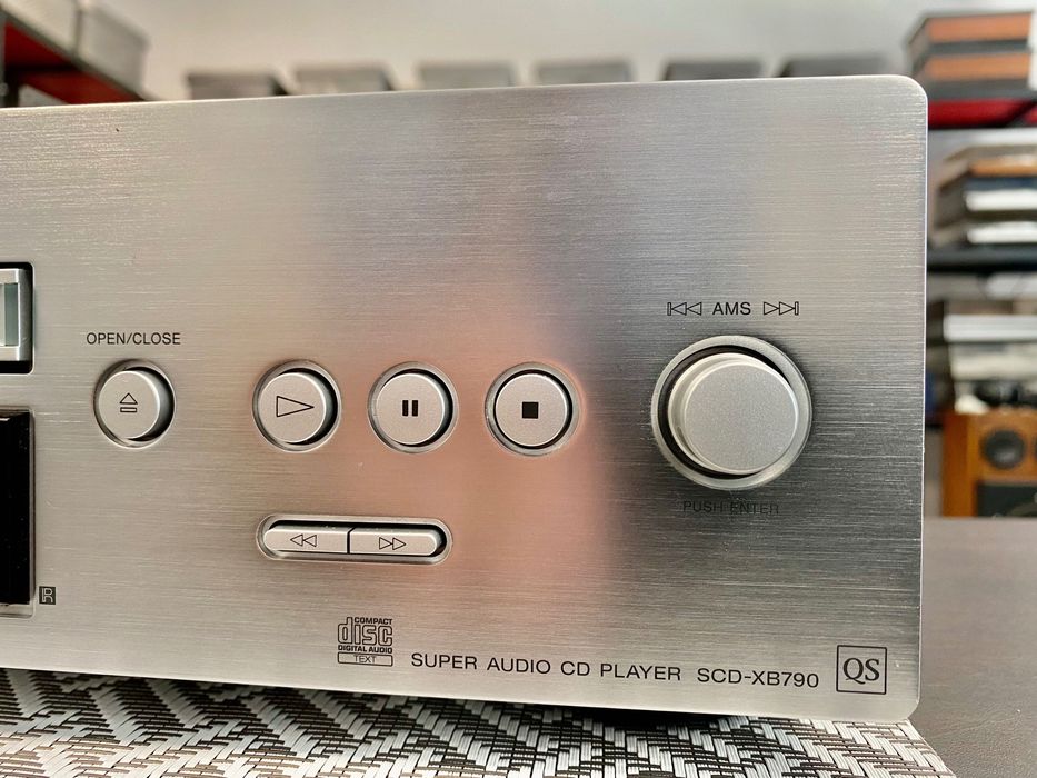 Super Audio CD плеър Sony