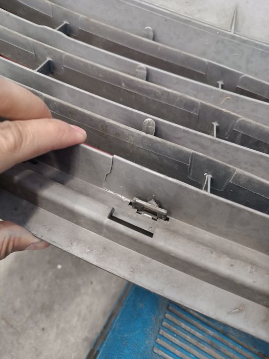 Предна решетка Toyota rav-4