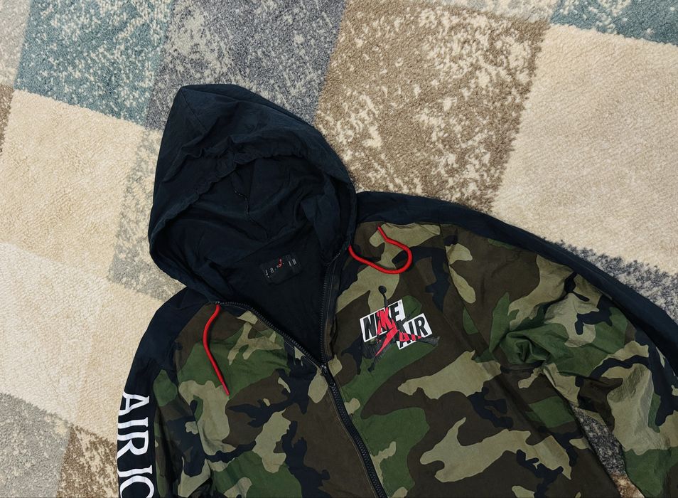 Мъжка ветровка Nike Air Jordan