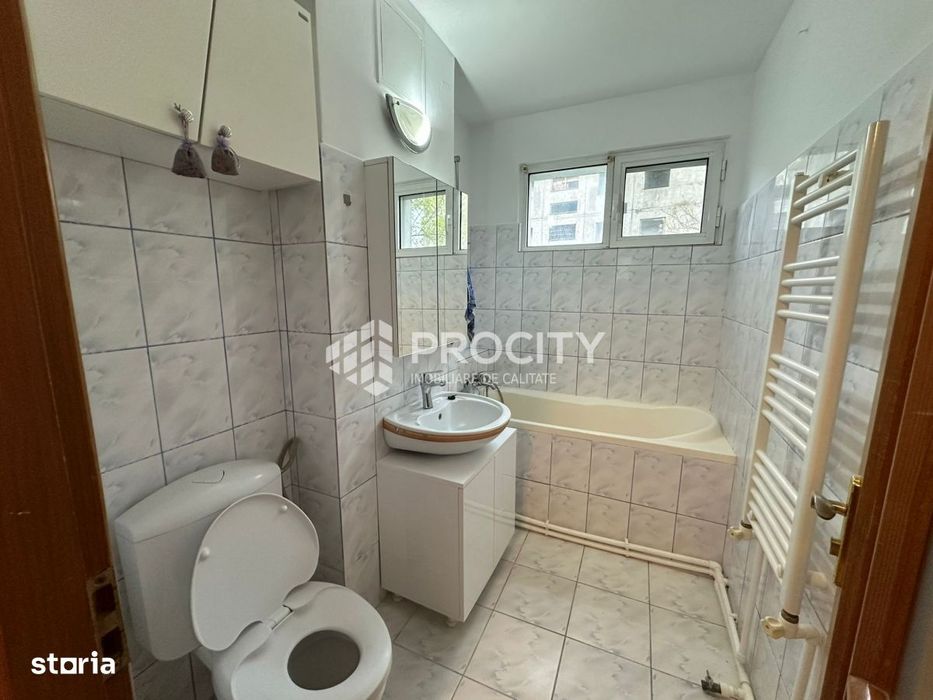 EXCLUSIVITATE! Apartament 2 camere Podul de Piatră – etaj 2 .