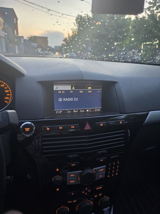 Opel Astra H GTC OPC Line 2