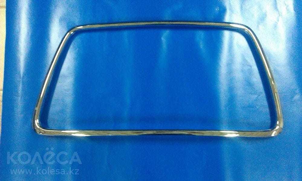 Молдинг бампера лансер 10