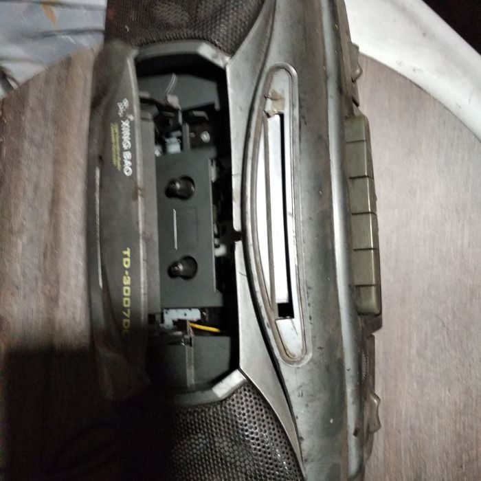 Магнитофон касетный цветомузыкой