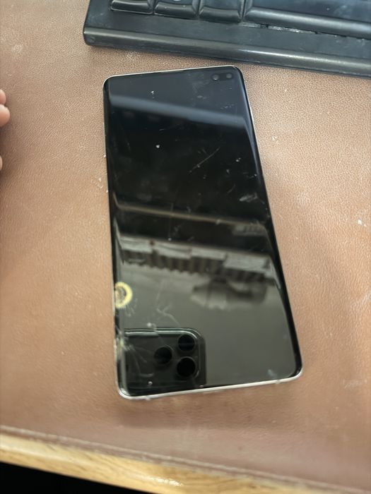 samsung S10+  на запчасти