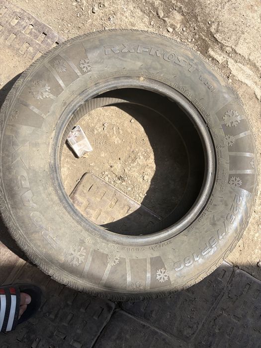 225/75 r16 c резина комплект