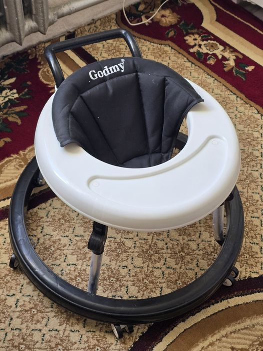 Продам детские вещи