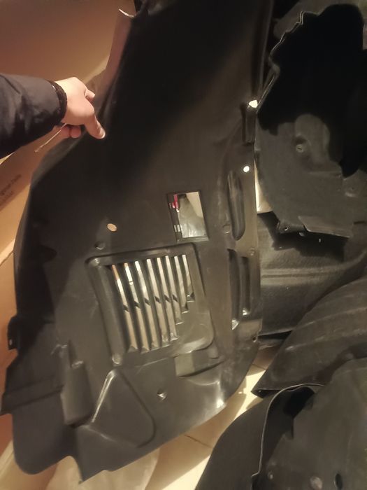 Подкрыльники Мерседес GLS X167