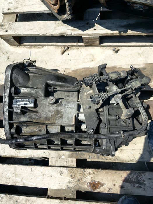 Ръчна скоростна кутия Mercedes Sprinter W409 2.2 CDI