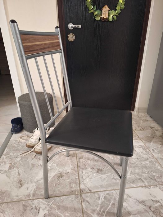 Masă de bucătărie