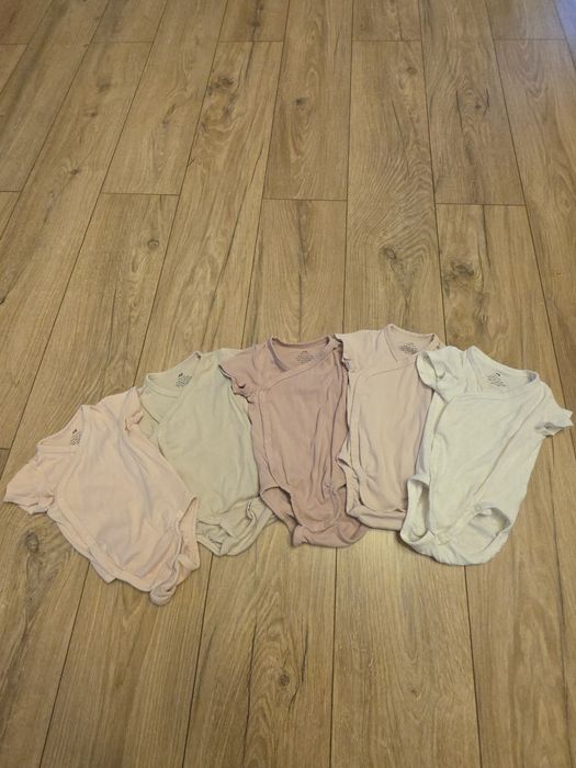 Body H&M marime 6-9 luni