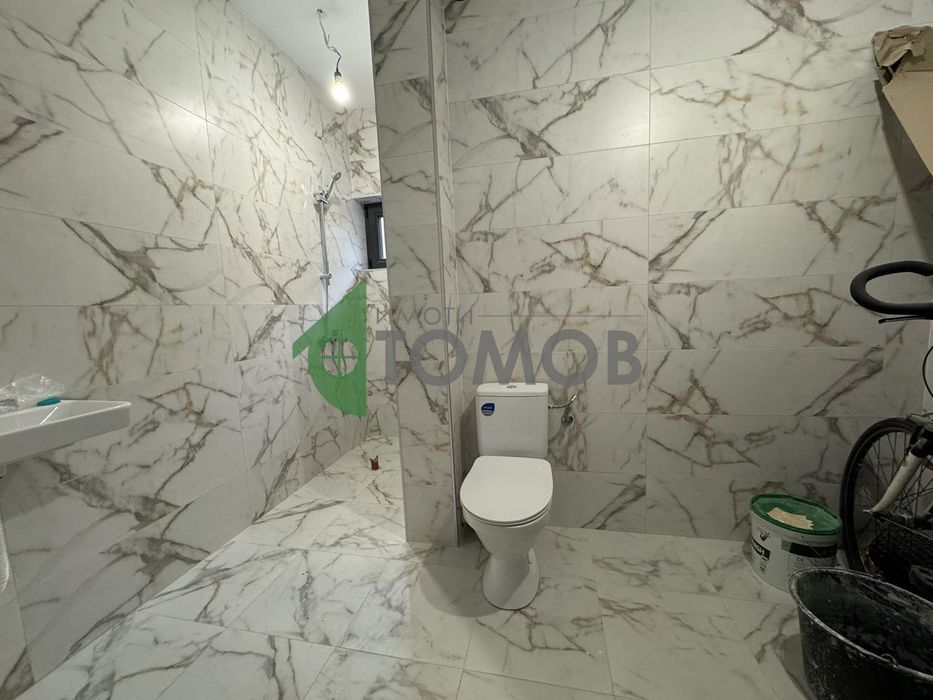 Продава се Тристаен апартамент в Шумен, 5-ти полк - 84 кв.м за 1155 €/кв.м - Снимка #3