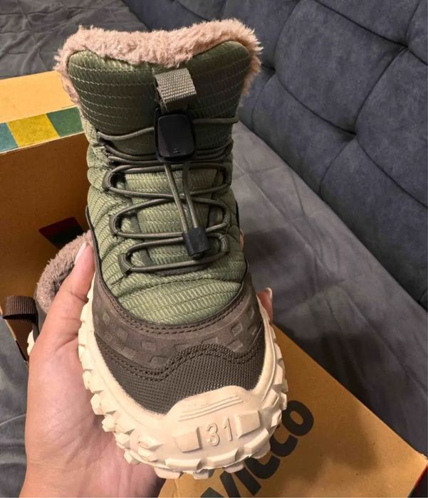 Продам детские ботинки от Vicco