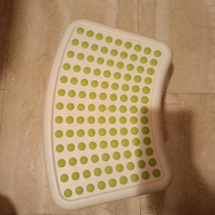 Taburet/ înălțător pentru copii ikea