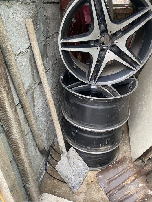 Продам диски 19 на мерс