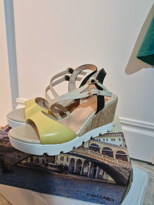 Босоножки Женская обувь