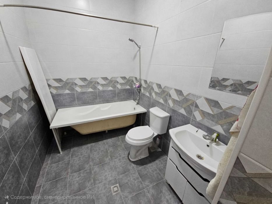 В Сергели продаётся двухэтажный дом с подвалом, с евроремонтом.