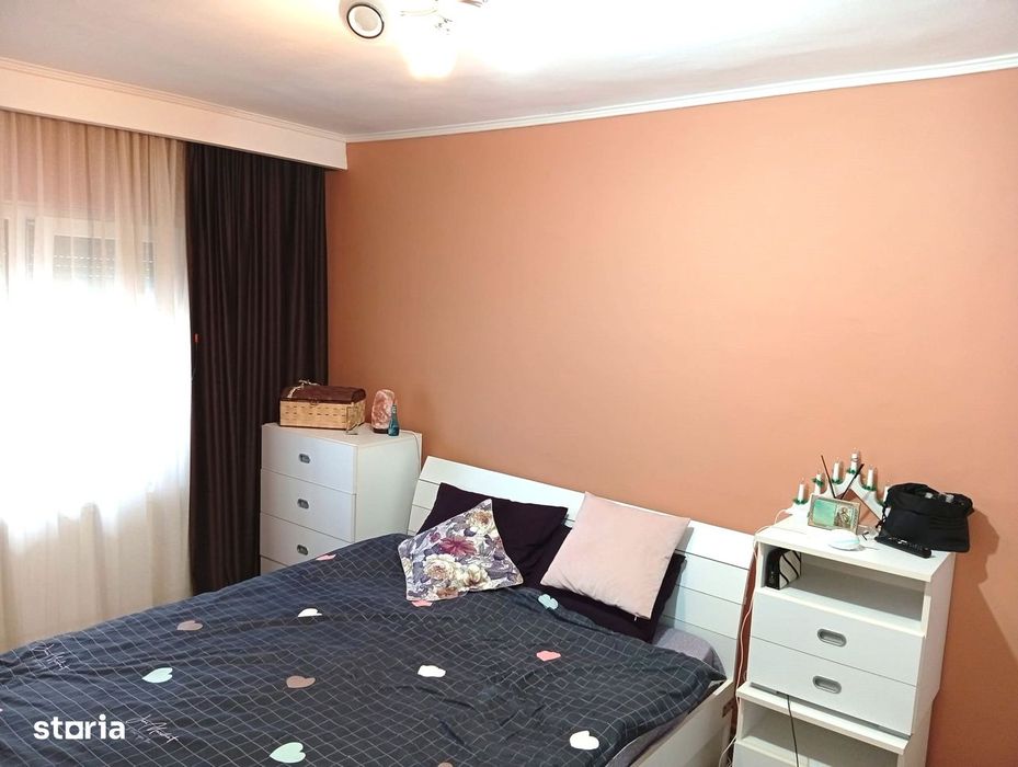 Apartament 3 camere in Confectii