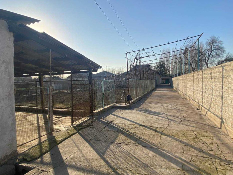 Yakka tartibdagi turar joy sotiladi. Ташкент Уртачирчик район