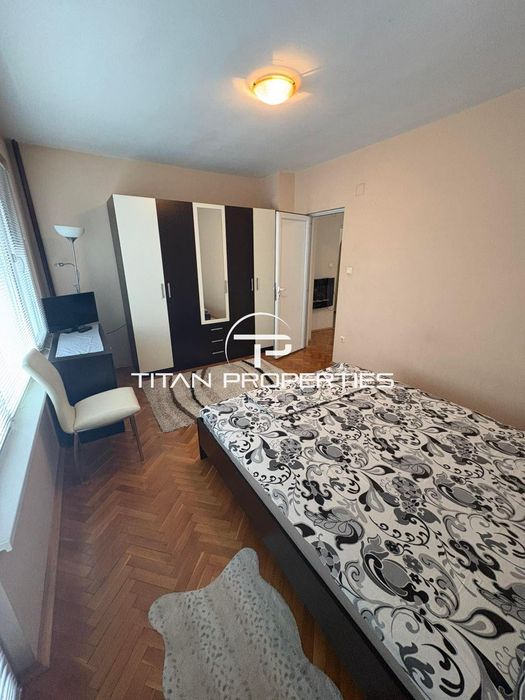 Ключ в офиса! Тристаен, под наем, ж.к Лазур