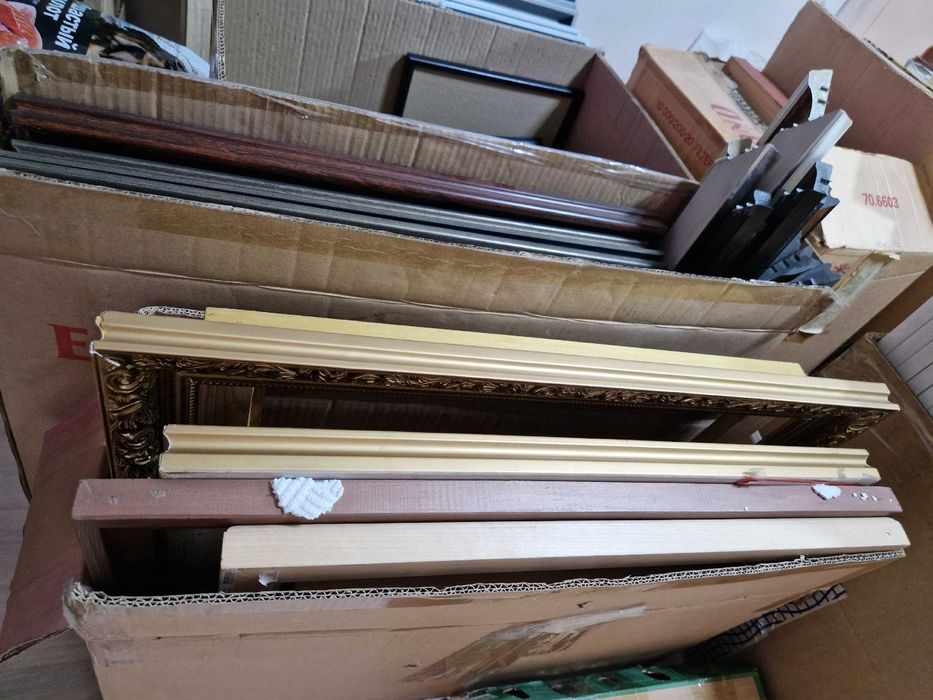 мольберт профессиональный, рамки, холсты, подрамники