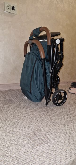 Продам прогулочную коляску Tomix Luna Lux