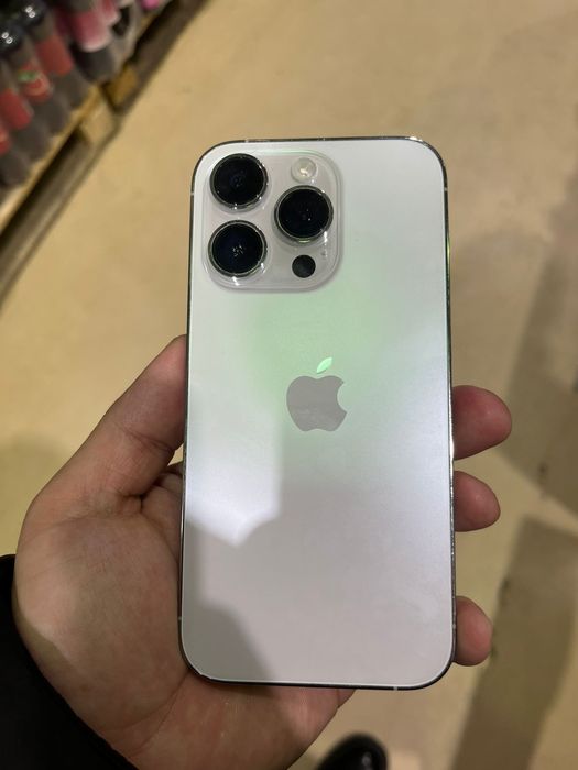 Продам iPhone 14pro
