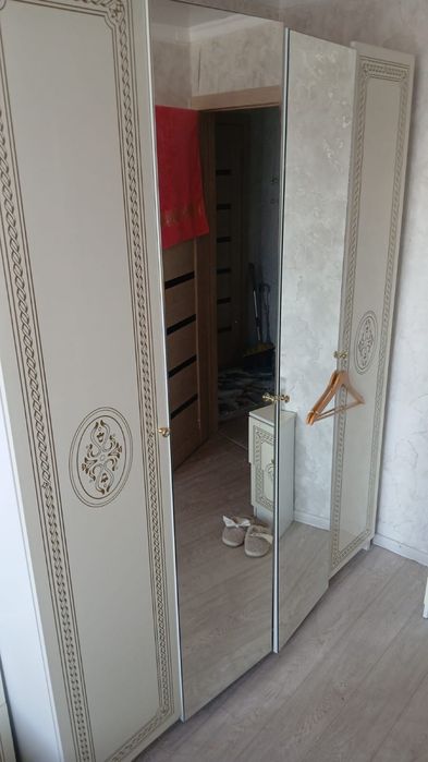 Продается шкаф сост.хороший