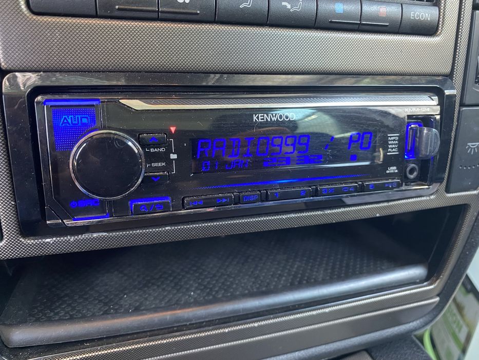 Радио за кола kenwood kmm 124