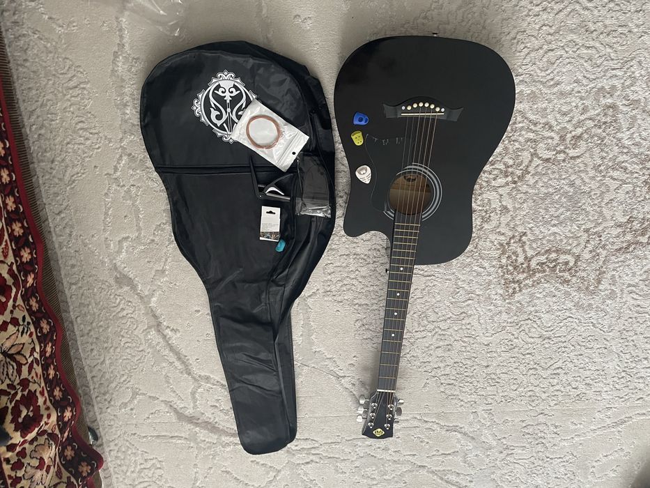 Продам гитара в хорошем качестве