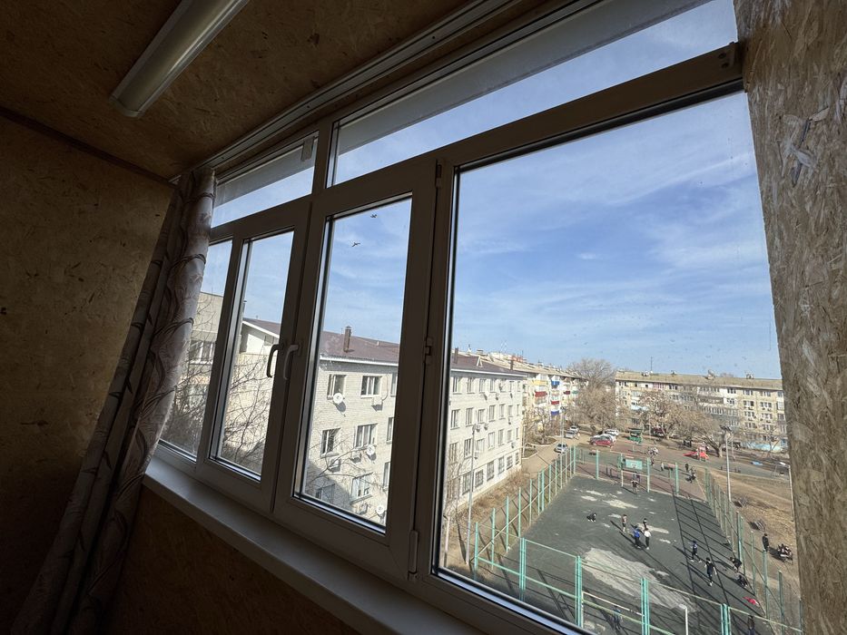 Продам балконную раму