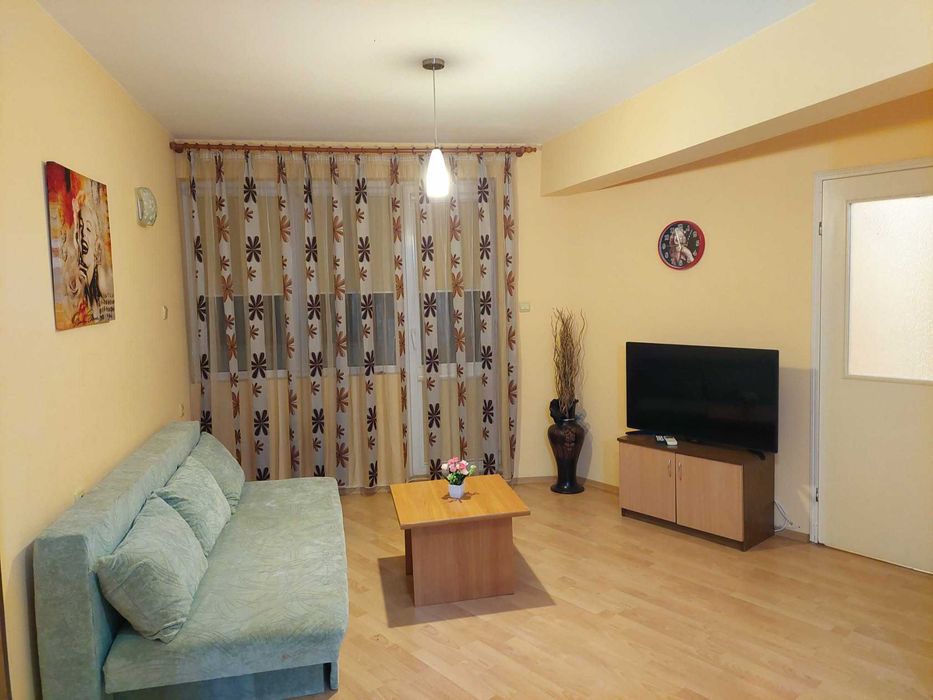 Тристаен апартамент под наем, Окръжна болница - Варна