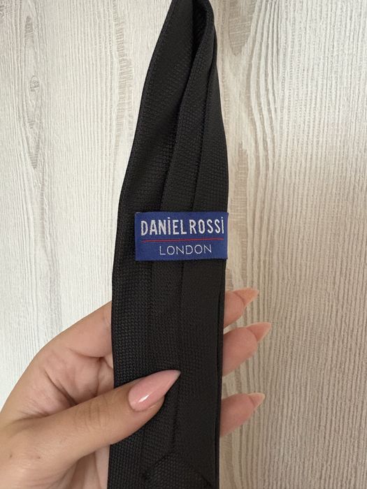 Мъжки официален костюм с обувки, елече и вратовръзка НОВИ!