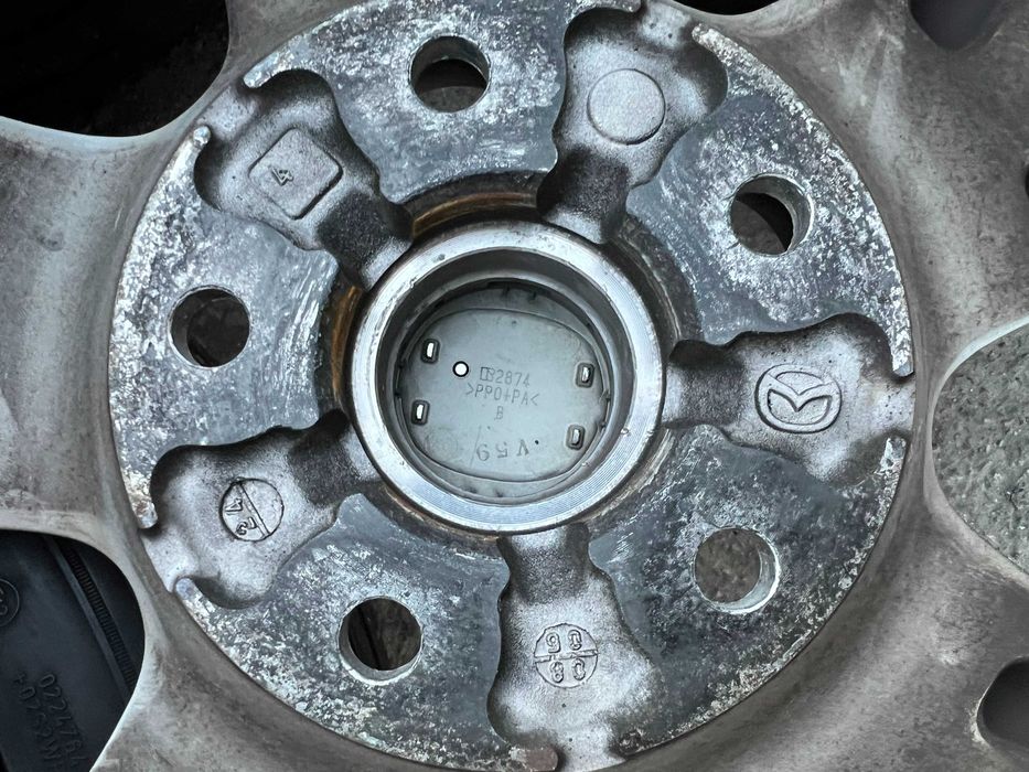 Гуми с джанти 225/45/18 7.5Jx18 ET60 от Мазда/Mazda 6 SPORT!