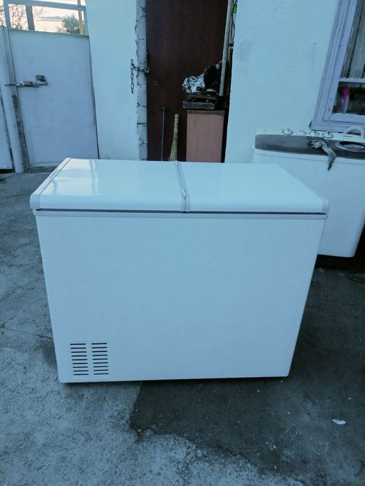 Продам морозильник