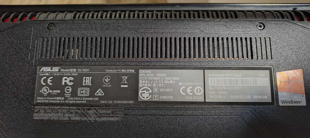 Геймърски Лаптоп ASUS ROG Strix GL702VM-17инча