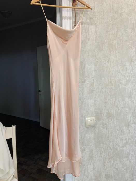 Платье в бельевом стиле